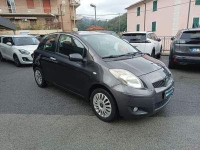 Toyota Yaris 1.0 3 porte Sol - NEOPATENTATI Grigio usata Genova
