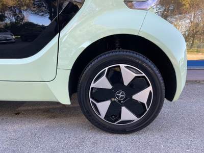 XEV Yoyo EASY UNIPROPRIETARIO KM-890 TETTO PANORAMICO Verde usata Venezia