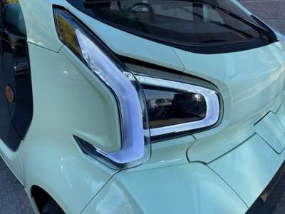 XEV Yoyo EASY UNIPROPRIETARIO KM-890 TETTO PANORAMICO Verde usata Venezia