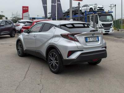 Toyota C-HR 1.8 Hybrid E-CVT Style+ Argento usata Fondi