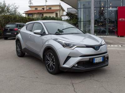 Toyota C-HR 1.8 Hybrid E-CVT Style+ Argento usata Fondi