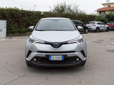 Toyota C-HR 1.8 Hybrid E-CVT Style+ Argento usata Fondi