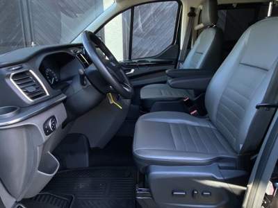 Ford Tourneo Custom 320 2.0 EcoBlue 170CV aut. L1 H1 Titanium Nero usata Castelnuovo Rangone