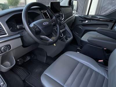 Ford Tourneo Custom 320 2.0 EcoBlue 170CV aut. L1 H1 Titanium Nero usata Castelnuovo Rangone