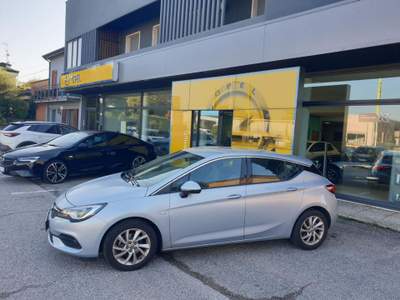 Opel Astra 1.2 Turbo 130 CV S&S 5 porte Business Elegance Blu/Azzurro usata Sanguinetto