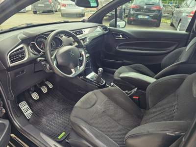 DS Automobiles DS 3 OK NEOPATENTATI Nero usata Thiene