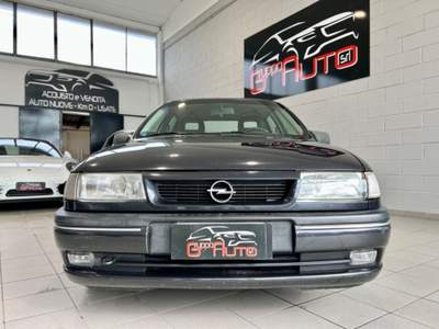 Opel Vectra 1.8i cat 4p. GLS *ASI*UNICO PROPRIETARIO* Nero usata Bussero