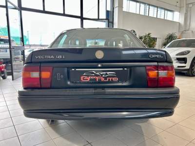 Opel Vectra 1.8i cat 4p. GLS *ASI*UNICO PROPRIETARIO* Nero usata Bussero