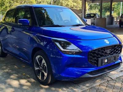 Suzuki Swift 1.2 Hybrid Top Blu/Azzurro usata Castelnuovo Rangone