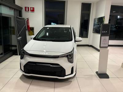Kia Picanto 1.0 12V 5 porte Urban Bianco usata Firenze