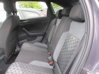 Volkswagen Taigo 1.0 TSI 115 CV DSG R-Line Grigio usata Mogliano Veneto