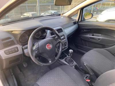 Fiat Grande Punto 1.4 5 porte Dynamic Natural Power OK NEOPATENTATI Bianco usata Savoia di Lucania
