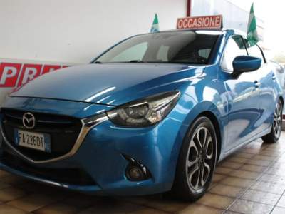 Mazda 2 1.5 90 CV Skyactiv-G Exceed Blu/Azzurro usata Castelnuovo Rangone