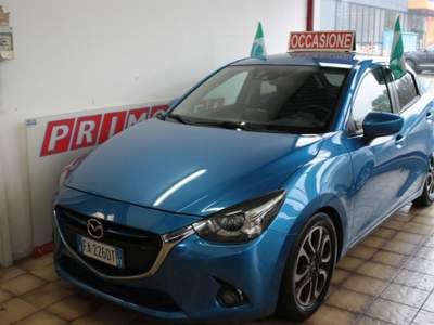 Mazda 2 1.5 90 CV Skyactiv-G Exceed Blu/Azzurro usata Castelnuovo Rangone