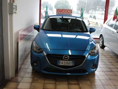 Mazda 2 1.5 90 CV Skyactiv-G Exceed Blu/Azzurro usata Castelnuovo Rangone