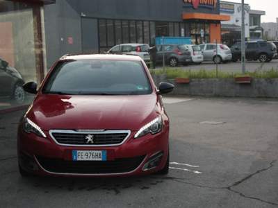 Peugeot 308 BlueHDi 120 S&S GT Line grandinata Rosso usata Castelnuovo Rangone