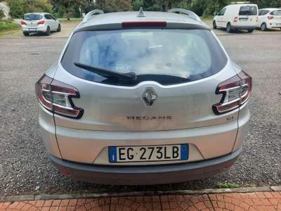 Renault Mégane Mégane 1.5 dCi 110CV SporTour Attractive Argento usata San Prospero