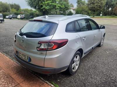 Renault Mégane Mégane 1.5 dCi 110CV SporTour Attractive Argento usata San Prospero