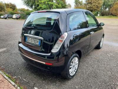 Lancia Ypsilon 1.2 Argento Nero usata San Prospero