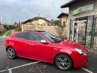 Alfa Romeo Giulietta 1.6 JTDm-2 105 CV Exclusive Rosso usata RODENGO SAIANO