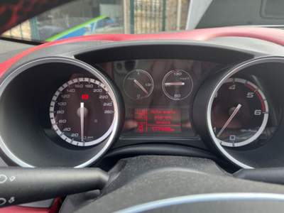 Alfa Romeo Giulietta 1.6 JTDm-2 105 CV Exclusive Rosso usata RODENGO SAIANO