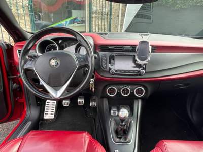 Alfa Romeo Giulietta 1.6 JTDm-2 105 CV Exclusive Rosso usata RODENGO SAIANO