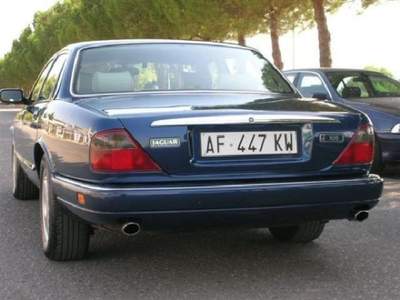 Jaguar XJ6 4.0 aut. Argento usata Montemesola