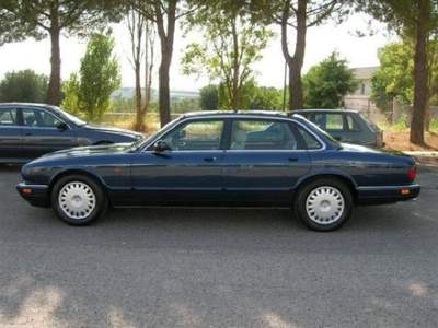 Jaguar XJ6 4.0 aut. Argento usata Montemesola