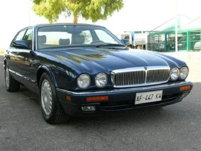 Jaguar XJ6 4.0 aut. Argento usata Montemesola