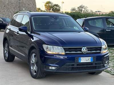 Volkswagen Tiguan 2.0 TDI SCR DSG 4MOTION Business BMT Blu/Azzurro usata Civitavecchia