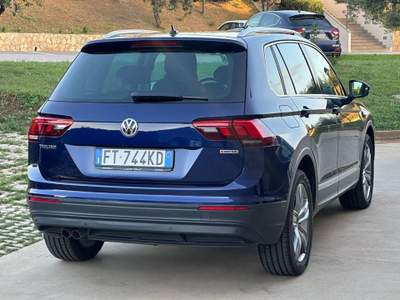 Volkswagen Tiguan 2.0 TDI SCR DSG 4MOTION Business BMT Blu/Azzurro usata Civitavecchia