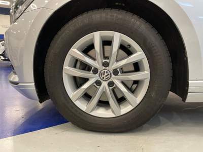 Volkswagen Passat Variant 2.0 TDI DSG BlueMotion Tech. Argento usata Leini