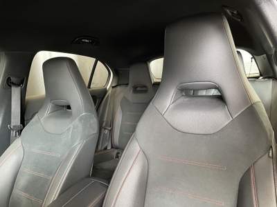 Mercedes-Benz Classe A A 180 Automatic Premium AMG Line Bianco usata Leini