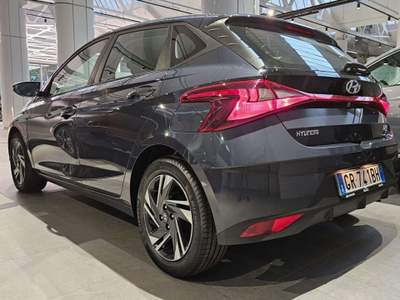 Hyundai i20 1.2 84CV CONNECNTLINE KM0 Grigio usata Milano