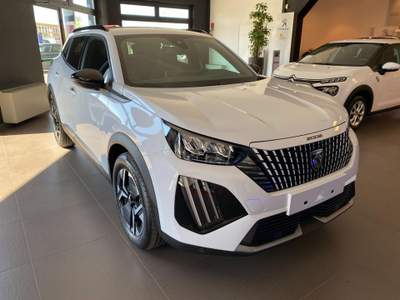 Peugeot 2008 P.Tech 130 S&S EAT8 Allure VARI COLORI DISPONIBILI Bianco usata Concordia Sagittaria