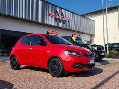 Lancia Ypsilon 1.0 FireFly 5p.Hybrid Ecochic Gold**PROMO FINANZIA Rosso usata Magenta