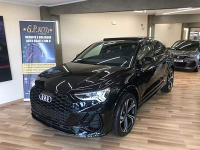 Audi Q3 SPB 35 TDI S tronic Identity Black + Tetto Nero usata Santa Maria di Licodia