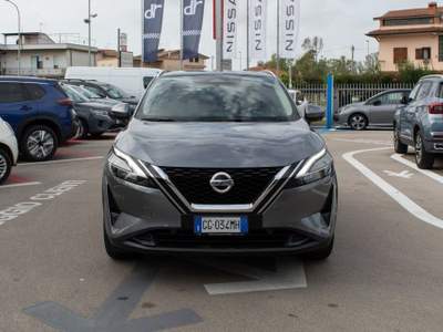 Nissan Qashqai MHEV 140 CV Premiere Edition Grigio usata Fondi