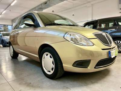 Lancia Ypsilon 1.2 Argento - OK NEOPATENTATI - TAGLIANDATA Oro usata Ancona