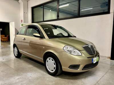 Lancia Ypsilon 1.2 Argento - OK NEOPATENTATI - TAGLIANDATA Oro usata Ancona