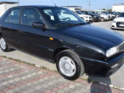Lancia Delta S4 1.6 i.e. 16V cat 5 porte LS Nero usata San Vito dei Normanni