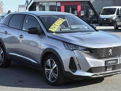 Peugeot 3008 PureTech 130cv S&S 6 Allure Pack Argento usata Pianezza