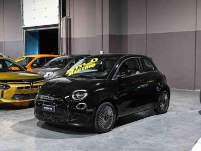 Fiat 500 Icon Berlin 320 Nero usata Pianezza Fiat 500 Icon Berlin 320 Nero usata Pianezza