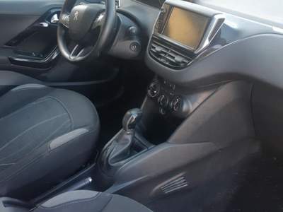 Peugeot 208 1.4 HDi 68 CV 5p. Active Nero usata Soleto
