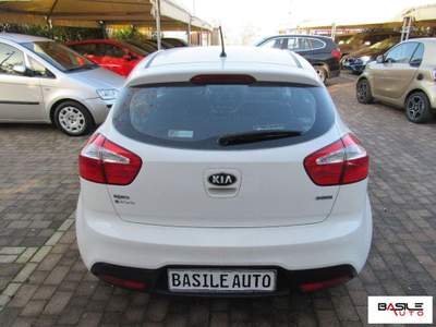 Kia Rio 1.1 CRDi 5p. Active Bianco usata Oppido Lucano