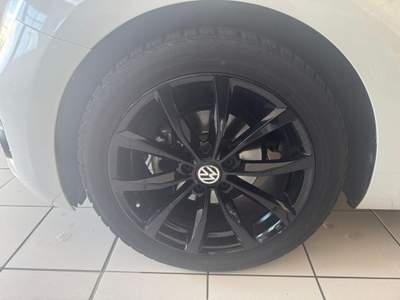 Volkswagen Maggiolino 2.0 TDI DSG Design BlueMotion Technology Bianco usata COLOGNO MONZESE