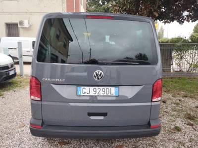 Volkswagen Caravelle 2.0 TDI 110CV PC Trendline AUTOCARRO 6 POSTI Grigio usata Ferrara