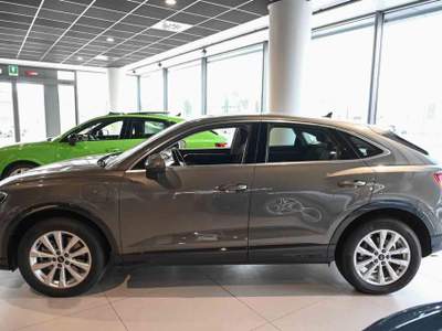 Audi Q3 Sportback 45 1.4 tfsi e Business Plus s-tronic Grigio usata Pianezza