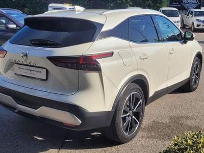 Nissan Qashqai MHEV 158 CV Xtronic 4WD Tekna Bianco usata Monte di Procida