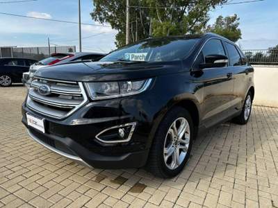 Ford Edge  2.0 tdci Titanium s&s awd 210cv powershift Nero usata Alessano
